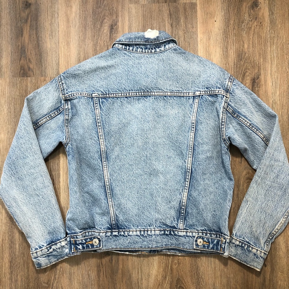 💙HOST PICK💙Old Navy Classic Jean Jacket - Picture 11 of 17